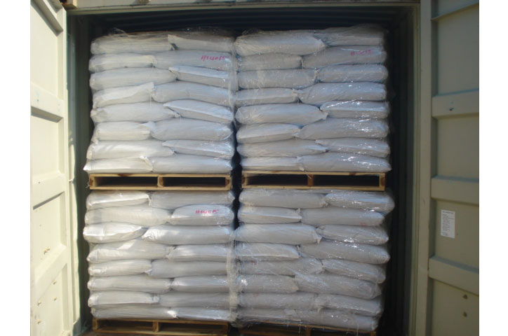 Packing and loading of organic fertilizer.